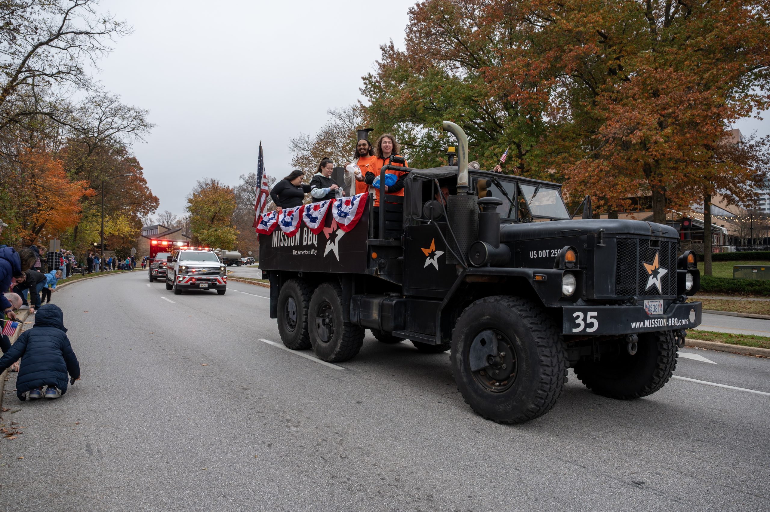 veterans-day-parade-a-11-9-2025-062_54912170891_o